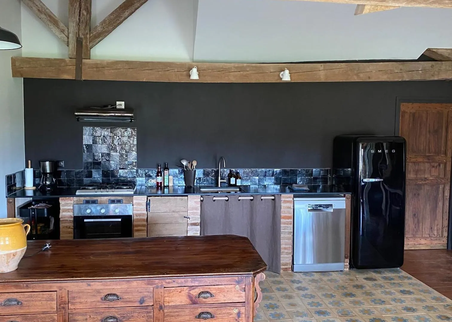 Holiday home Les Vins De Rouyre - Maison, 4 Pers, Grand Jardin, Bain Nordique Sainte-Cecile-du-Cayrou